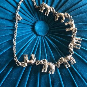 Charming elephant necklace
